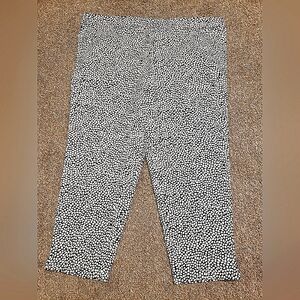 LANE BRYANT - WOMEN'S 22 - BLACK & WHITE THE SOPHIE STRAIGHT FIT ANKLE PANT